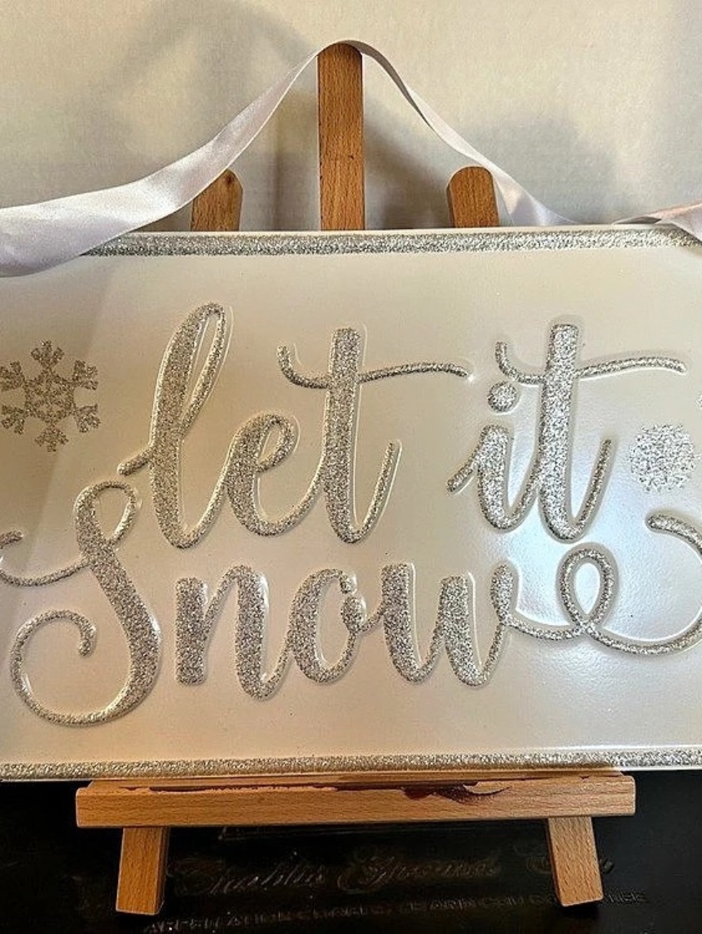 Let It Snow Holiday Wall Decor